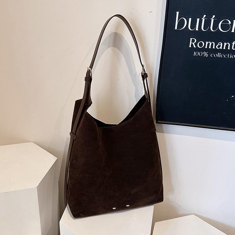 Vintage Style Shoulder Tote Bags For Women Faux Suede Pure Color Crossbody Bag With Lg Strap 2026 New Luxury Designer Handbags 28x34x12cm
Vintage Style Shoulder Tote Bags For Women Faux Suede Pure Color Crossbody Bag With Lg Strap 2026 New Luxury Designer Handbags 28x34x12cm