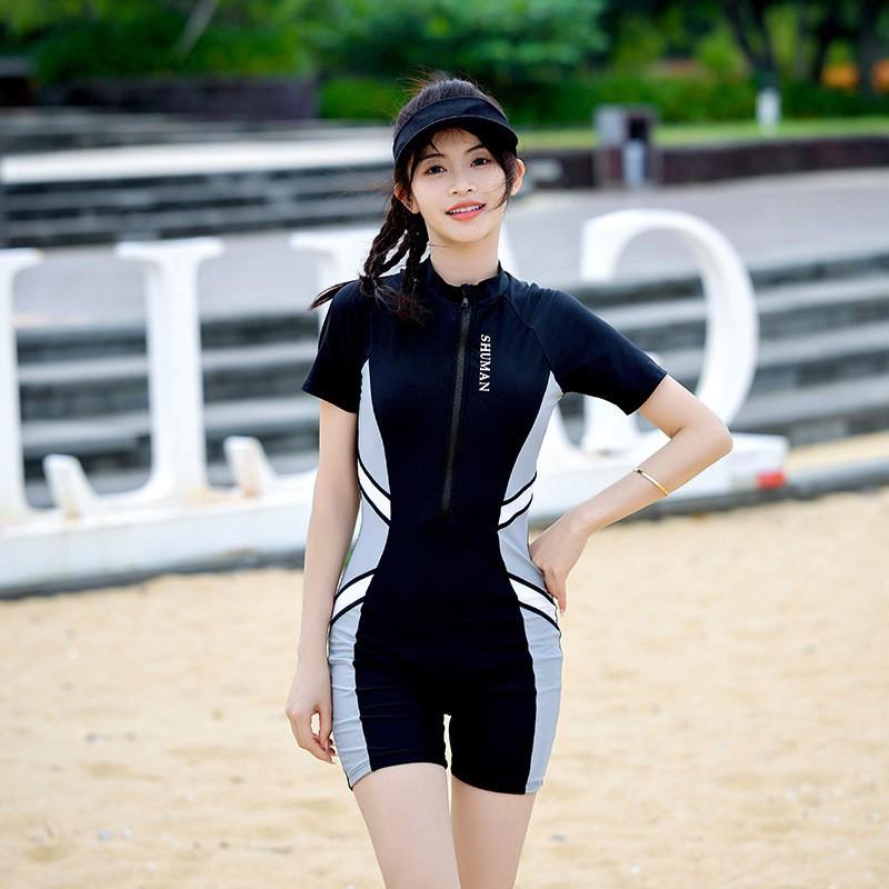 Swimming Pool Sports Swimsuit Women s One-piece Straight Sleeve Large Size Slimming Belly-covering Conservative Hot 2XL чорний
Swimming Pool Sports Swimsuit Women s One-piece Straight Sleeve Large Size Slimming Belly-covering Conservative Hot 2XL чорний