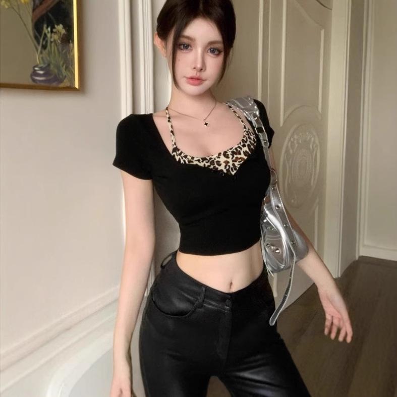 Leopard Print Two-Piece Look Halter Tie Short Sleeve Slim Fit Bodycon Top S - High Quality чорний
Leopard Print Two-Piece Look Halter Tie Short Sleeve Slim Fit Bodycon Top S - High Quality чорний