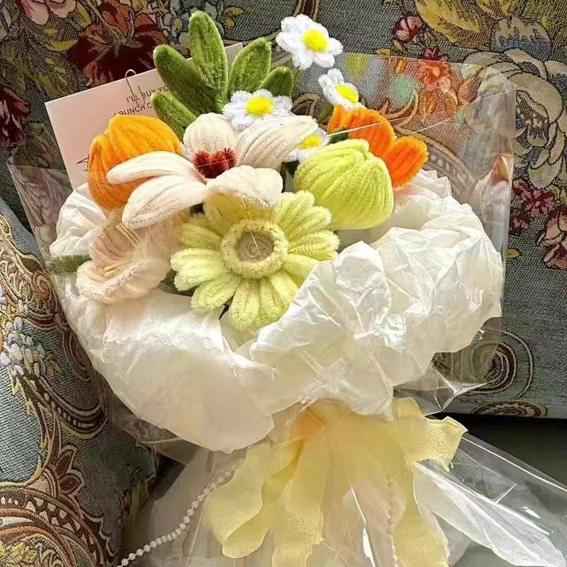 Handmade Pipe Cleaner Rose Bouquet Gift for Any Occasion
Handmade Pipe Cleaner Rose Bouquet Gift for Any Occasion