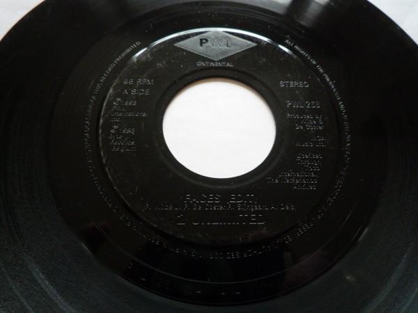 7inch Record 2 UNLIMITED - Faces PWL268 PWL Continental 1993 UK Dance & Electronica Used
7inch Record 2 UNLIMITED - Faces PWL268 PWL Continental 1993 UK Dance & Electronica Used