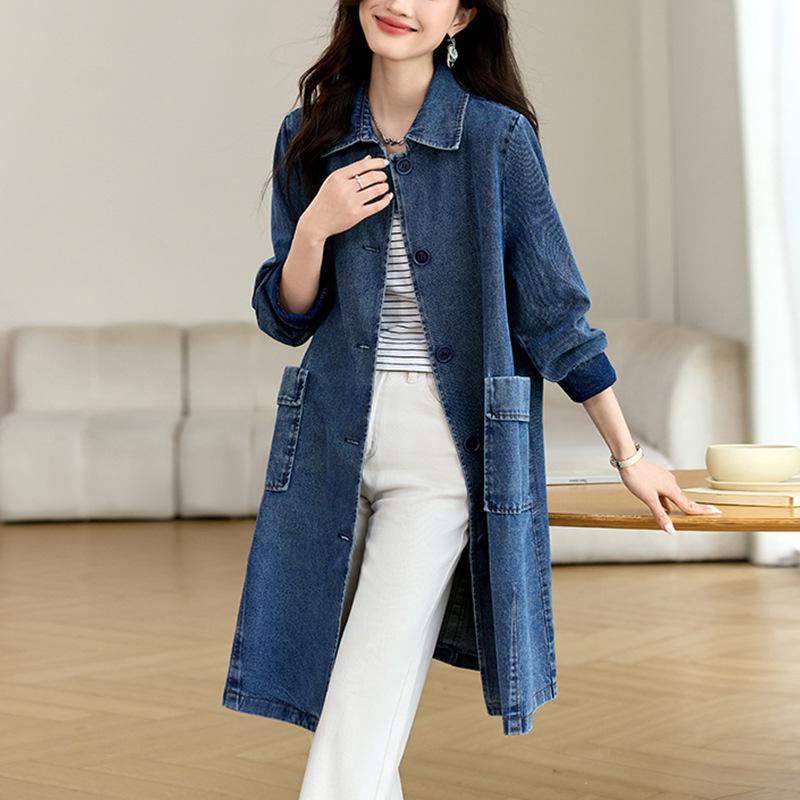 Women s Mid-Length Denim Jacket with Large Pockets - Casual Slimming Trench Coat for Spring and Autumn M джинсовый синий
Women s Mid-Length Denim Jacket with Large Pockets - Casual Slimming Trench Coat for Spring and Autumn M джинсовый синий