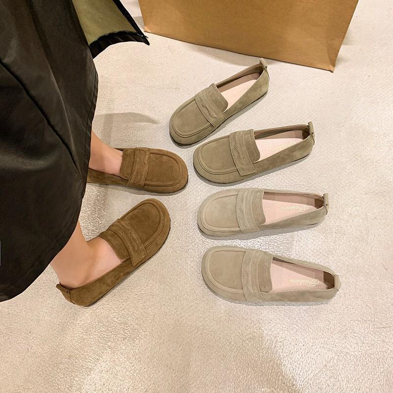 Autumn new soft-soled soft-faced matte fashion one-pedal flat-soled single shoes women s versatile shoes 35 абрикосовий
Autumn new soft-soled soft-faced matte fashion one-pedal flat-soled single shoes women s versatile shoes 35 абрикосовий