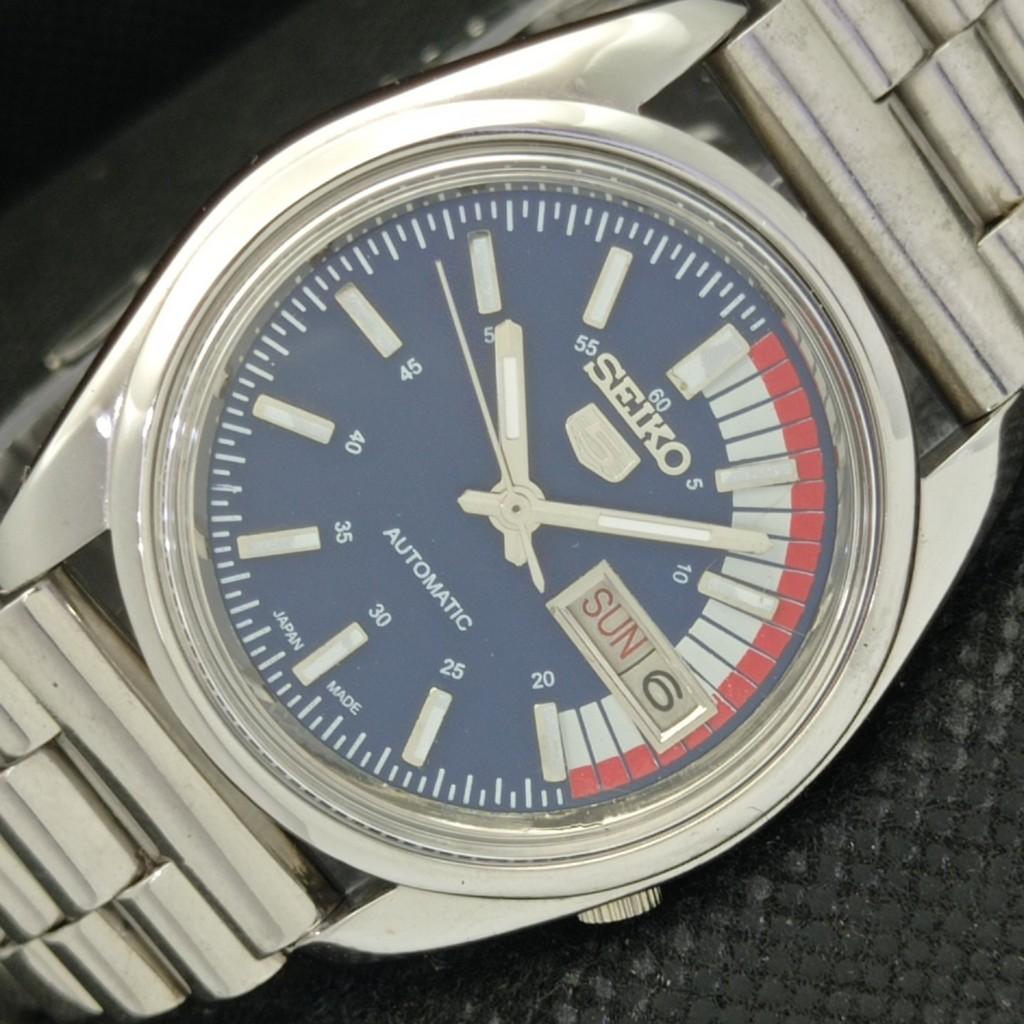 Б/У винтажные часы SEIKO 5 AUTOMATIC 7009A JAPAN MENS D/D BLUE WATCH 594a-a311727-2 SKU594a-a311727
Б/У винтажные часы SEIKO 5 AUTOMATIC 7009A JAPAN MENS D/D BLUE WATCH 594a-a311727-2 SKU594a-a311727