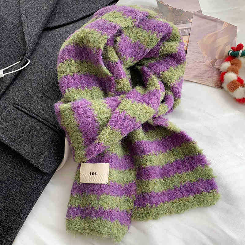 Шарф-шаль женский сезонный шерстяной премиальный теплый маленький шарф
Шарф-шаль женский сезонный шерстяной премиальный теплый маленький шарф