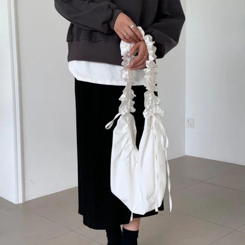 Pleated Womens Shoulder Bag Korean Style Solid Color Large Capacity Fashion Purse Simple Crossbody Bags for Girls Designer Bag
Pleated Womens Shoulder Bag Korean Style Solid Color Large Capacity Fashion Purse Simple Crossbody Bags for Girls Designer Bag