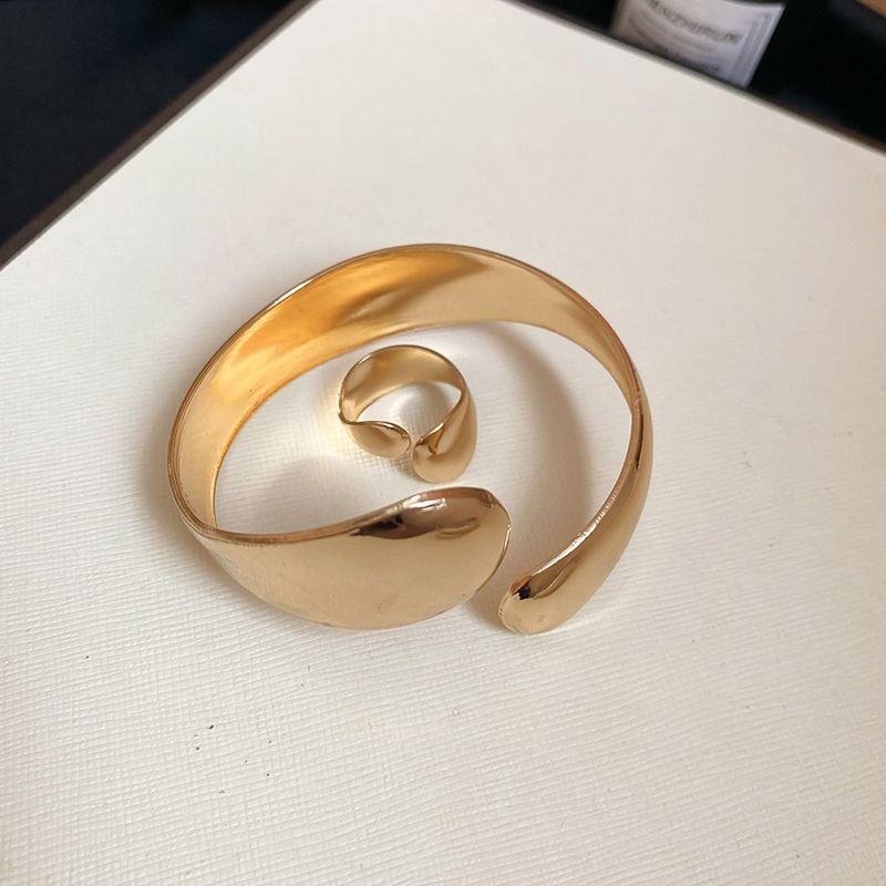 Open Silver Bracelet, Light Luxury, Niche, Exquisite, Fashionable, High-End, Personalized Wristband Jewelry for Women, Arm and Wrist Accessory Gold
Open Silver Bracelet, Light Luxury, Niche, Exquisite, Fashionable, High-End, Personalized Wristband Jewelry for Women, Arm and Wrist Accessory Gold