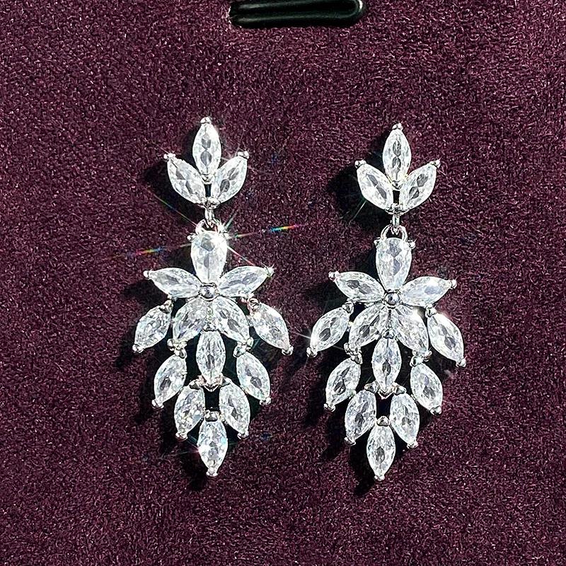 2026 Luxury Bridal Wedding Earrings Bling Marquise Crystal Cubic Zirconia Dangle Aesthetic Zircon for Women
2026 Luxury Bridal Wedding Earrings Bling Marquise Crystal Cubic Zirconia Dangle Aesthetic Zircon for Women