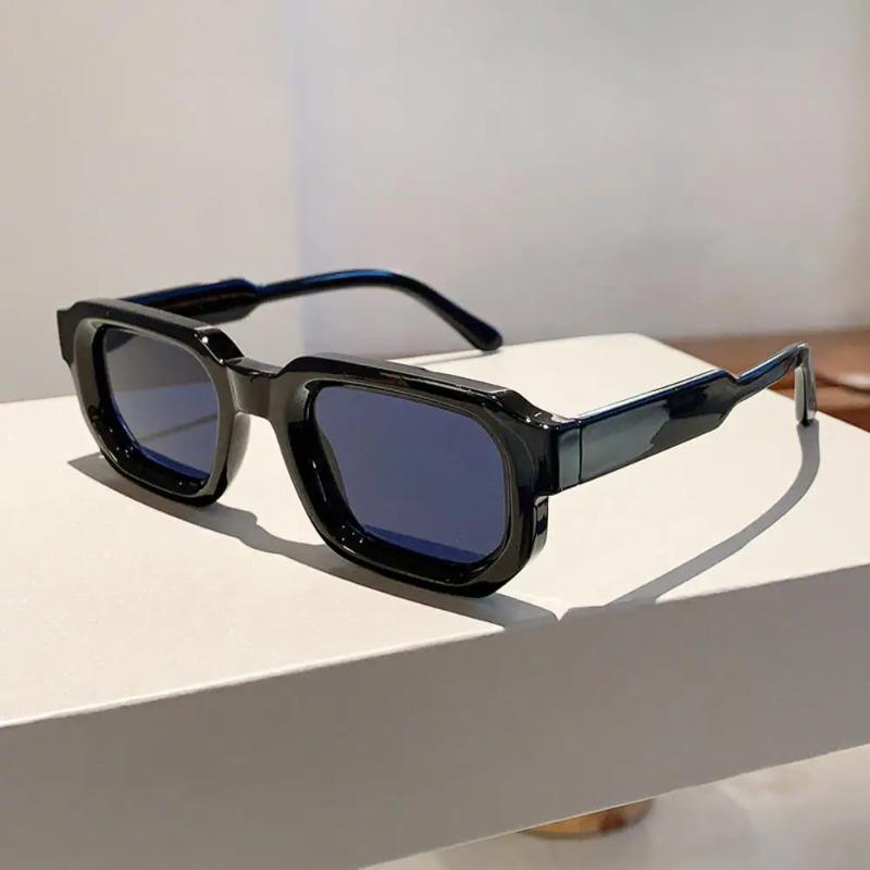Vintage Rectangle Frame Sunglasses Women Men Fashion Retro Candy Color Sun Glasses UV400 Shades Eyewear Car Driving Goggles черный серый
Vintage Rectangle Frame Sunglasses Women Men Fashion Retro Candy Color Sun Glasses UV400 Shades Eyewear Car Driving Goggles черный серый