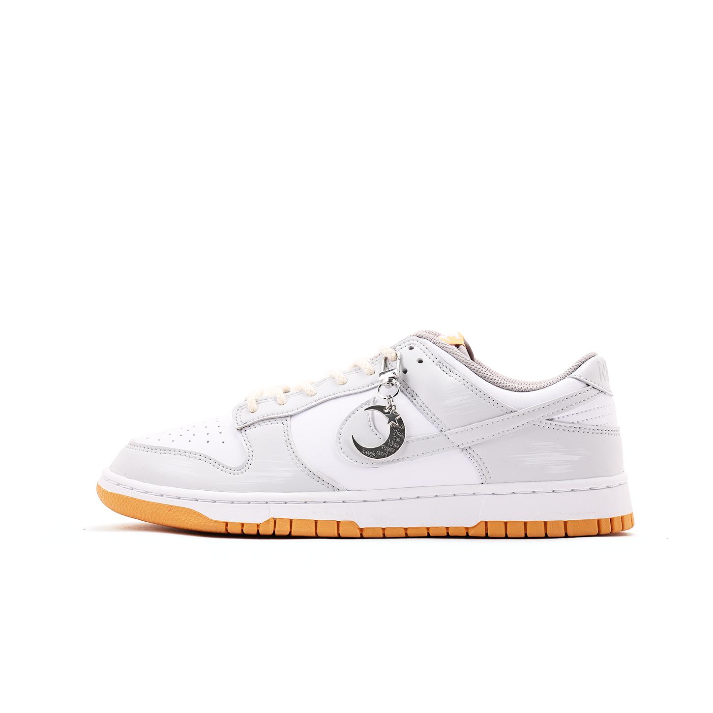 Nike Dunk Leather Abrasion Resistant, Lightweight, And Breathable Low top Skateboard Shoes Unisex Gray White HF5441-110(Team59-) 45
Nike Dunk Leather Abrasion Resistant, Lightweight, And Breathable Low top Skateboard Shoes Unisex Gray White HF5441-110(Team59-) 45