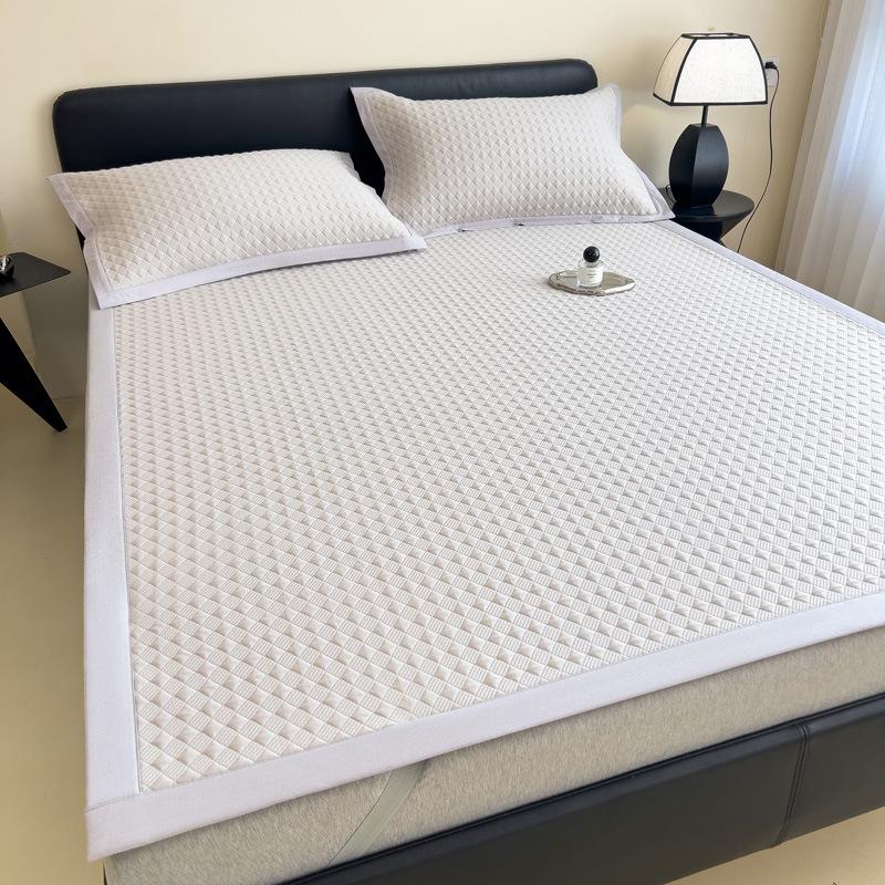 Мягкий коврик для летнего матраса класса А, мелкосетчатый охлаждающий коврик из этиленвинилового ледяного шелка, мягкая подушка для кровати, пригодная для машинной стирки 120x200cm бежевый
Мягкий коврик для летнего матраса класса А, мелкосетчатый охлаждающий коврик из этиленвинилового ледяного шелка, мягкая подушка для кровати, пригодная для машинной стирки 120x200cm бежевый