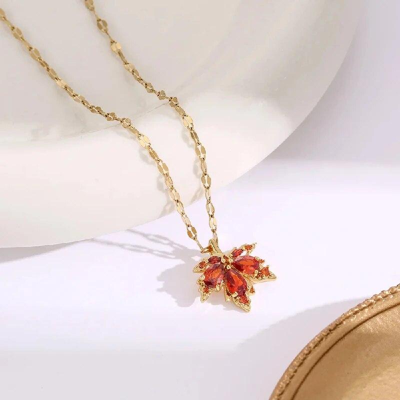 1 Pcs Luxury Cool Breeze Maple Snowflake Gold Plated Copper Pendant With Stainless Steel Chain Combination Necklace
1 Pcs Luxury Cool Breeze Maple Snowflake Gold Plated Copper Pendant With Stainless Steel Chain Combination Necklace