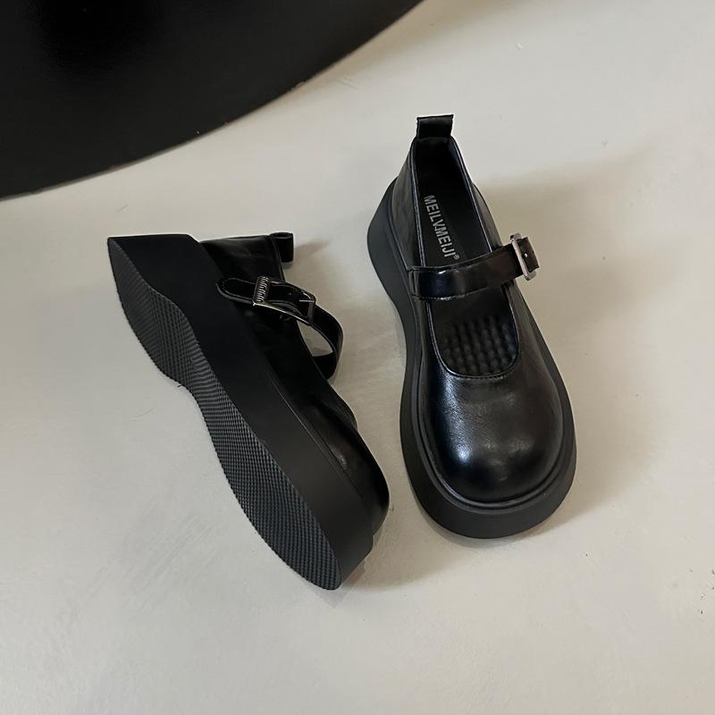 Thick-soled small leather shoes women s 2025 new summer and autumn versatile shallow mouth Mary Jane shoes autumn French with skirt single shoes 40 чёрный
Thick-soled small leather shoes women s 2025 new summer and autumn versatile shallow mouth Mary Jane shoes autumn French with skirt single shoes 40 чёрный