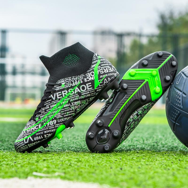 New football shoes, men s high-top long nails and broken nails, artificial grass training shoes for young and middle school students 35
New football shoes, men s high-top long nails and broken nails, artificial grass training shoes for young and middle school students 35