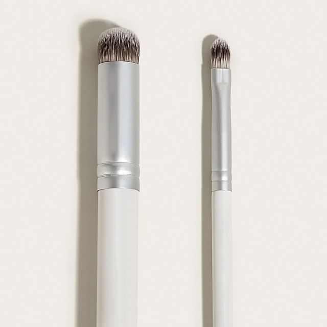Stroke of Beauty - Set of 1 / 2: Eye Makeup Brush Set of 2 - White
Stroke of Beauty - Set of 1 / 2: Eye Makeup Brush Set of 2 - White