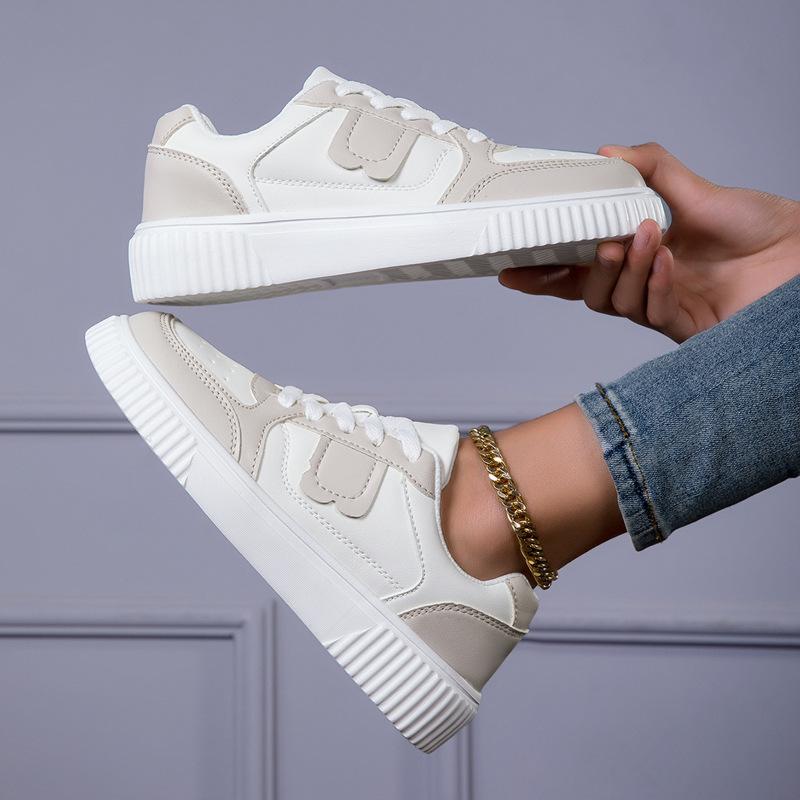 Large size white shoes men s and women s autumn leather waterproof casual sports shoes youth casual board shoes 36 білий
Large size white shoes men s and women s autumn leather waterproof casual sports shoes youth casual board shoes 36 білий