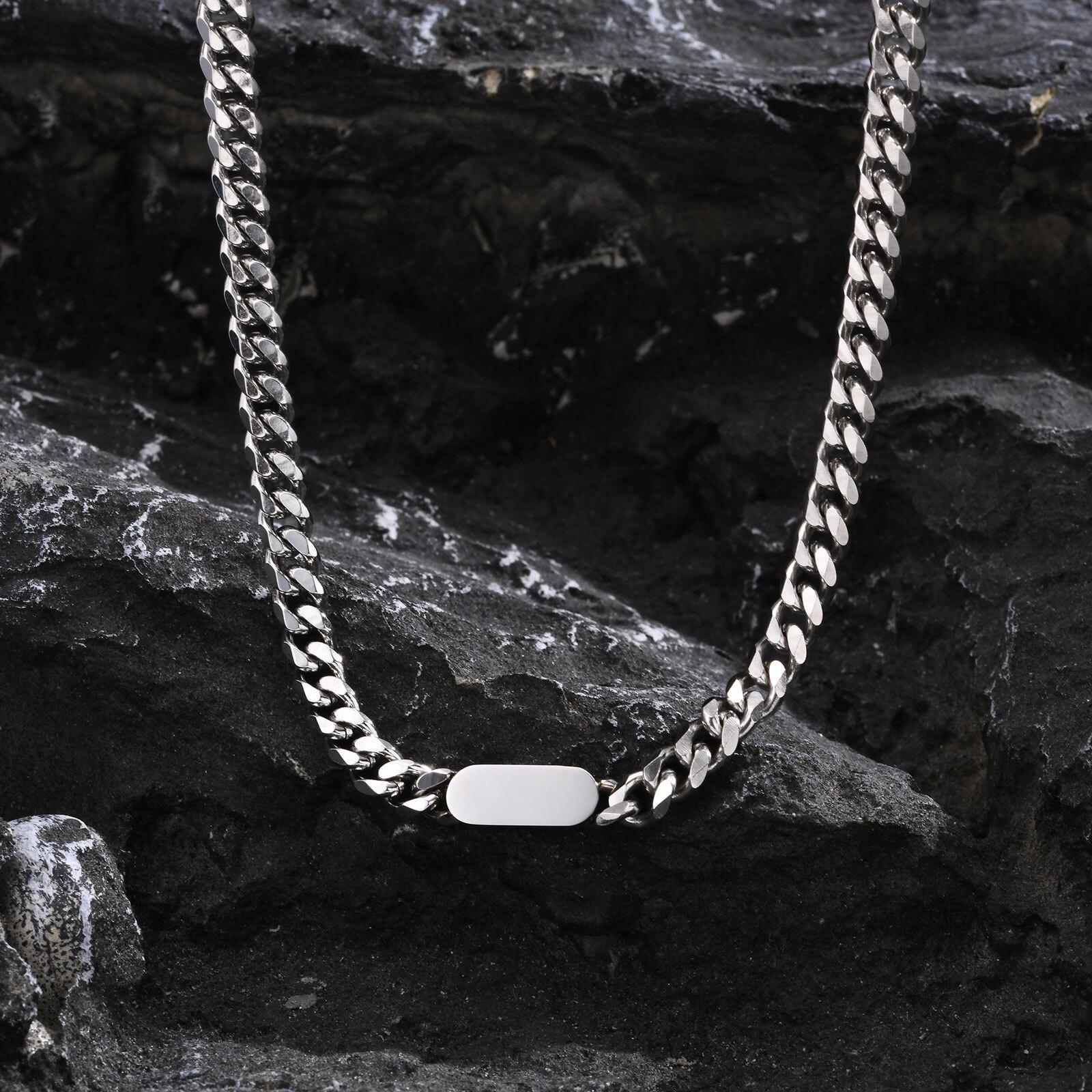 Vnox Unisex Stainless Steel Choker Necklaces,Cuban Link Chain Necklaces for Men Women,Fashion Slide Geometric Bar Pendant Collar
Vnox Unisex Stainless Steel Choker Necklaces,Cuban Link Chain Necklaces for Men Women,Fashion Slide Geometric Bar Pendant Collar