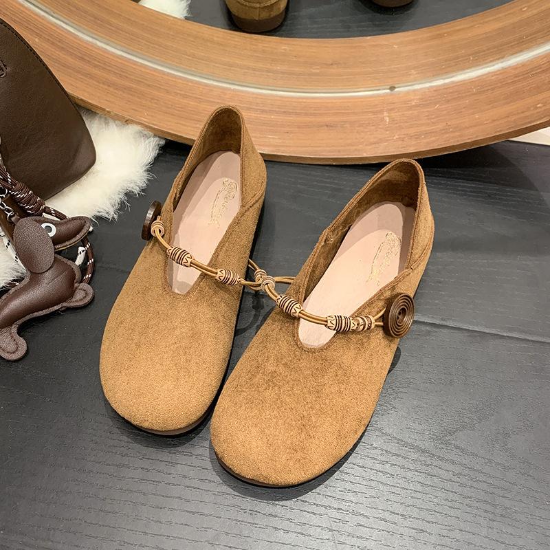 Soft leather comfortable Mary Jane single shoes women s 2025 spring new late evening breeze gentle flat casual retro beanie shoes 41 жёлтый
Soft leather comfortable Mary Jane single shoes women s 2025 spring new late evening breeze gentle flat casual retro beanie shoes 41 жёлтый