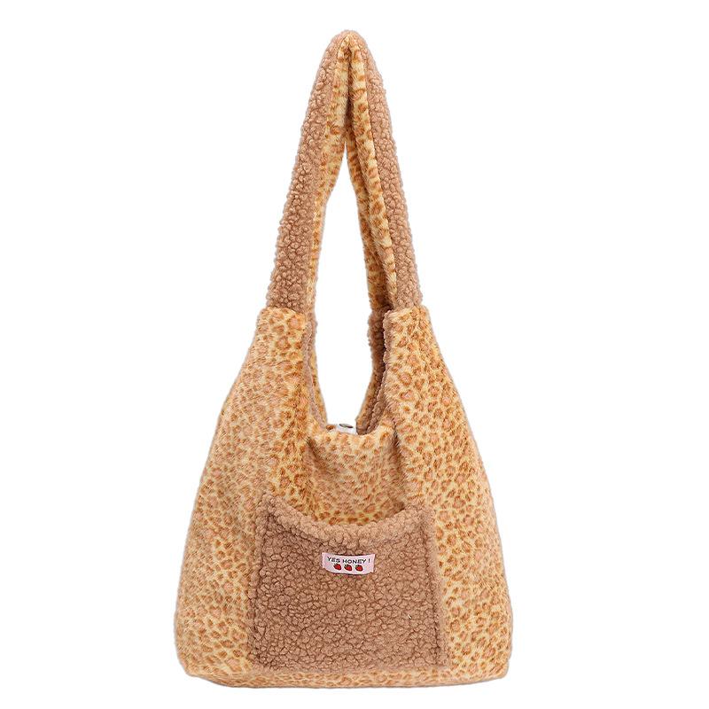 Korean Retro Leopard Print Reversible Furry Shoulder Bag Women Large Capacity Commuter Handle Bag Texture Versatile Storage Bags
Korean Retro Leopard Print Reversible Furry Shoulder Bag Women Large Capacity Commuter Handle Bag Texture Versatile Storage Bags