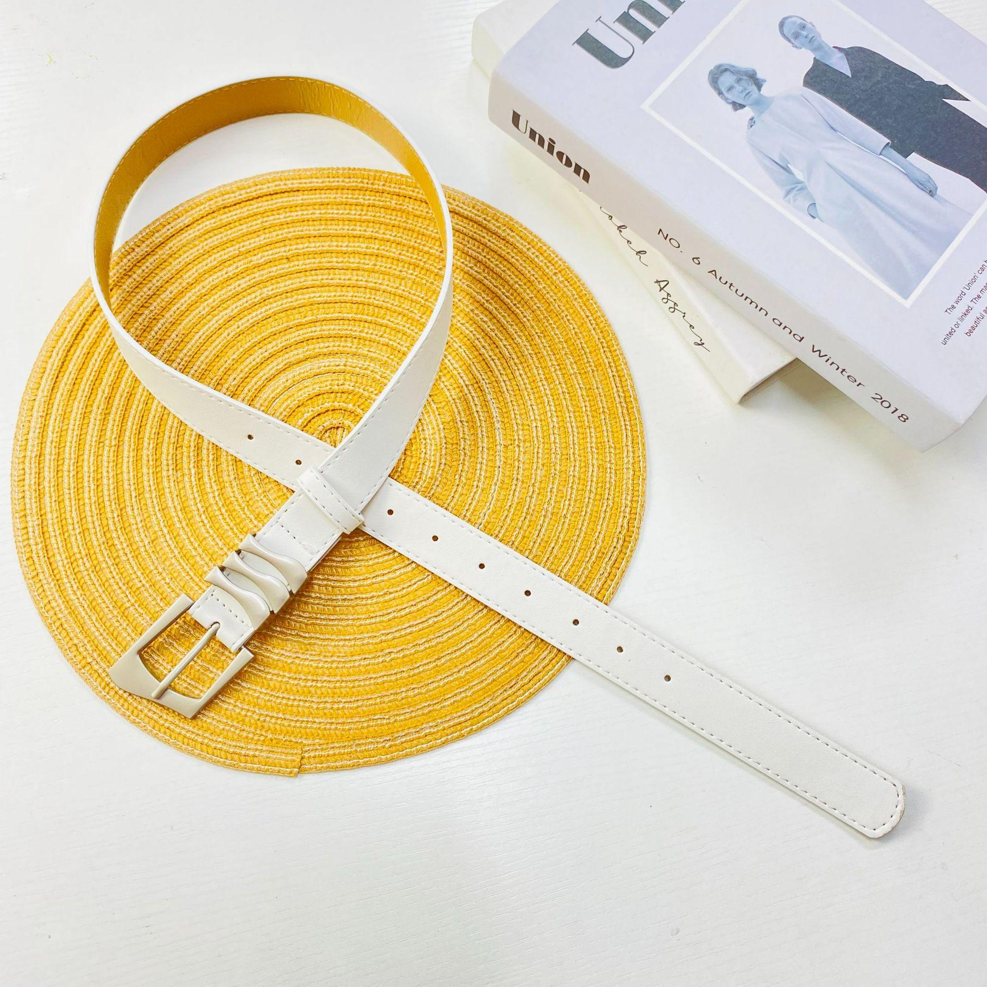 Ladies Belt Simple Decorative Jeans With Bf Style Personalized Square Buckle Retro Student Belt 105 белый
Ladies Belt Simple Decorative Jeans With Bf Style Personalized Square Buckle Retro Student Belt 105 белый