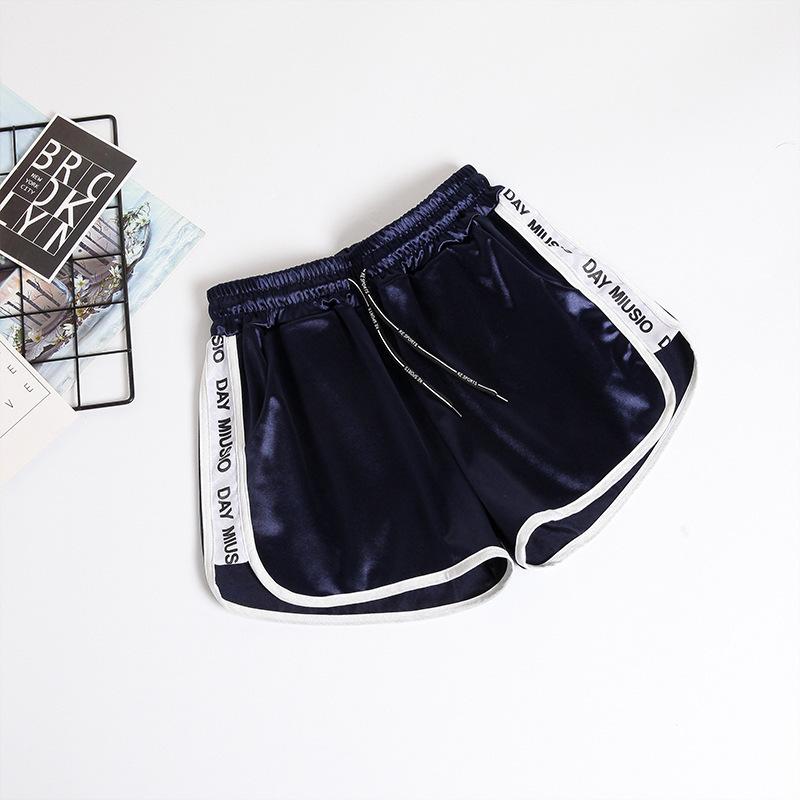 Жіночі блискучі металеві шорти Soild Color Letter Printing High Waist Sport Shorts Slimming Workout Running S
Жіночі блискучі металеві шорти Soild Color Letter Printing High Waist Sport Shorts Slimming Workout Running S