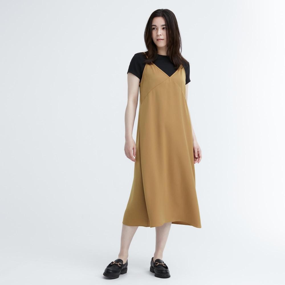 UNIQLO JAPAN Платье-бретелька короткое, длина 104,5 115,5см
UNIQLO JAPAN Платье-бретелька короткое, длина 104,5 115,5см