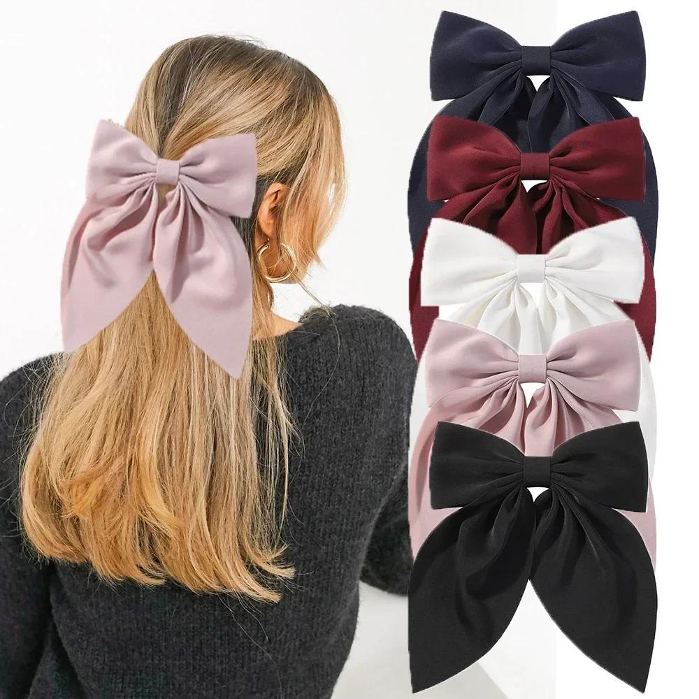 Elegant Bow Ribbon Hair Clip Fashion Simple Solid Satin Spring Clip Hair Pin Retro Headband with Clips Girls Hair Accessories
Elegant Bow Ribbon Hair Clip Fashion Simple Solid Satin Spring Clip Hair Pin Retro Headband with Clips Girls Hair Accessories