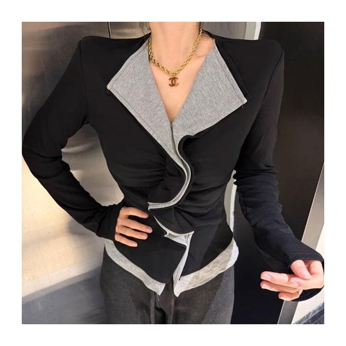Design-Forward Pleated V-Neck Color-Block Long-Sleeved Slim-Fit Women s Top - Versatile & Flattering for Petite Frames, Early Spring. Extra Large
Design-Forward Pleated V-Neck Color-Block Long-Sleeved Slim-Fit Women s Top - Versatile & Flattering for Petite Frames, Early Spring. Extra Large