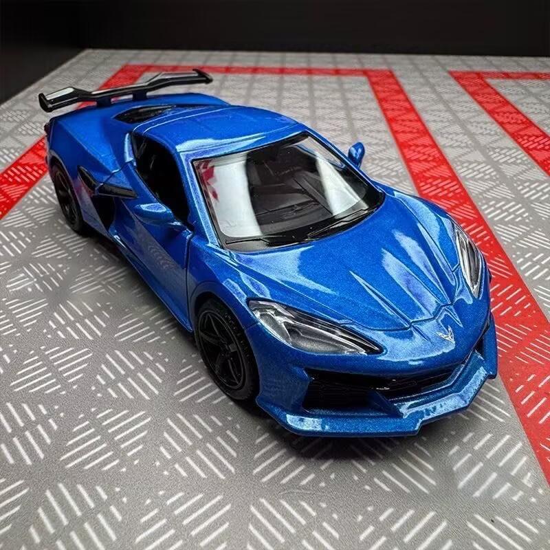 1:36 Chevrolet Corvette Z06 Alloy Sports Car Model Diecasts Metal Super Racing Car Vehicles Model High Simulation Kids Toys Gift
1:36 Chevrolet Corvette Z06 Alloy Sports Car Model Diecasts Metal Super Racing Car Vehicles Model High Simulation Kids Toys Gift