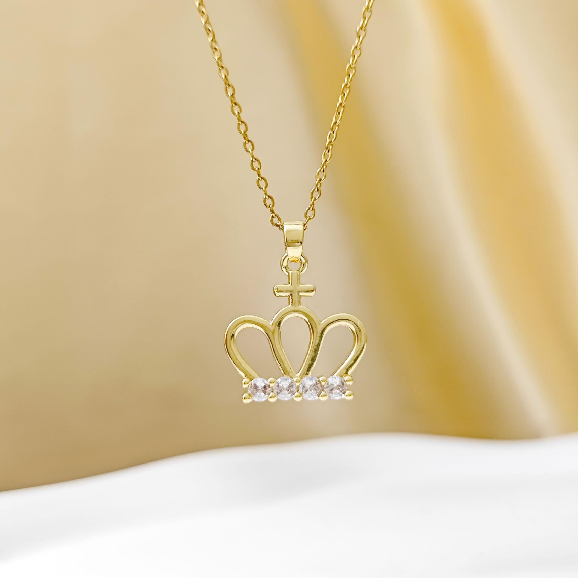 Elegant Micro-Inlaid Small Crown Pendant Necklace - Light Luxury Women s Clavicle Jewelry
Elegant Micro-Inlaid Small Crown Pendant Necklace - Light Luxury Women s Clavicle Jewelry