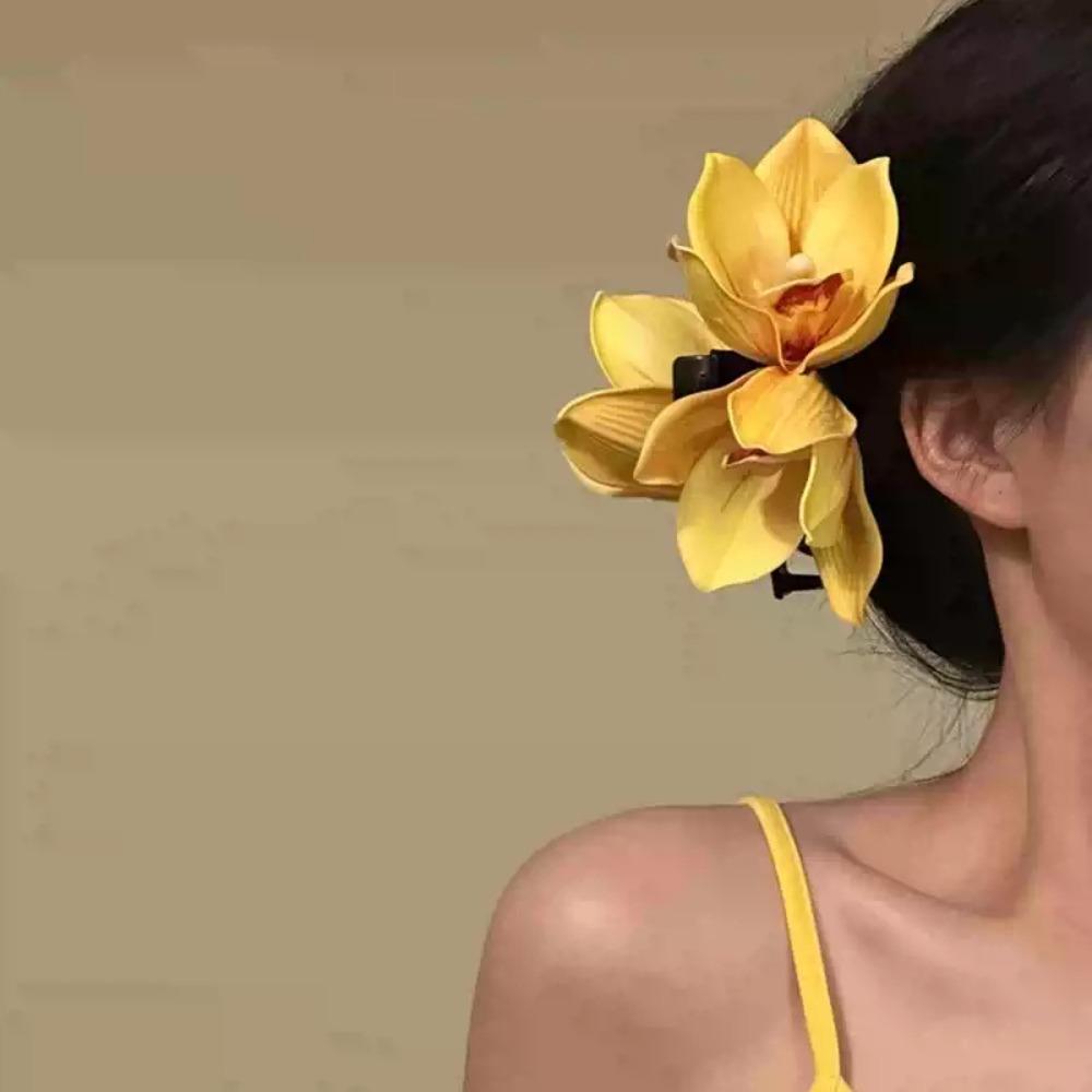 Acrylic Yulan Flower Hair Claw Elegant Women Hair Accessories Party Magnolia Shark Clip Girls Style 2
Acrylic Yulan Flower Hair Claw Elegant Women Hair Accessories Party Magnolia Shark Clip Girls Style 2