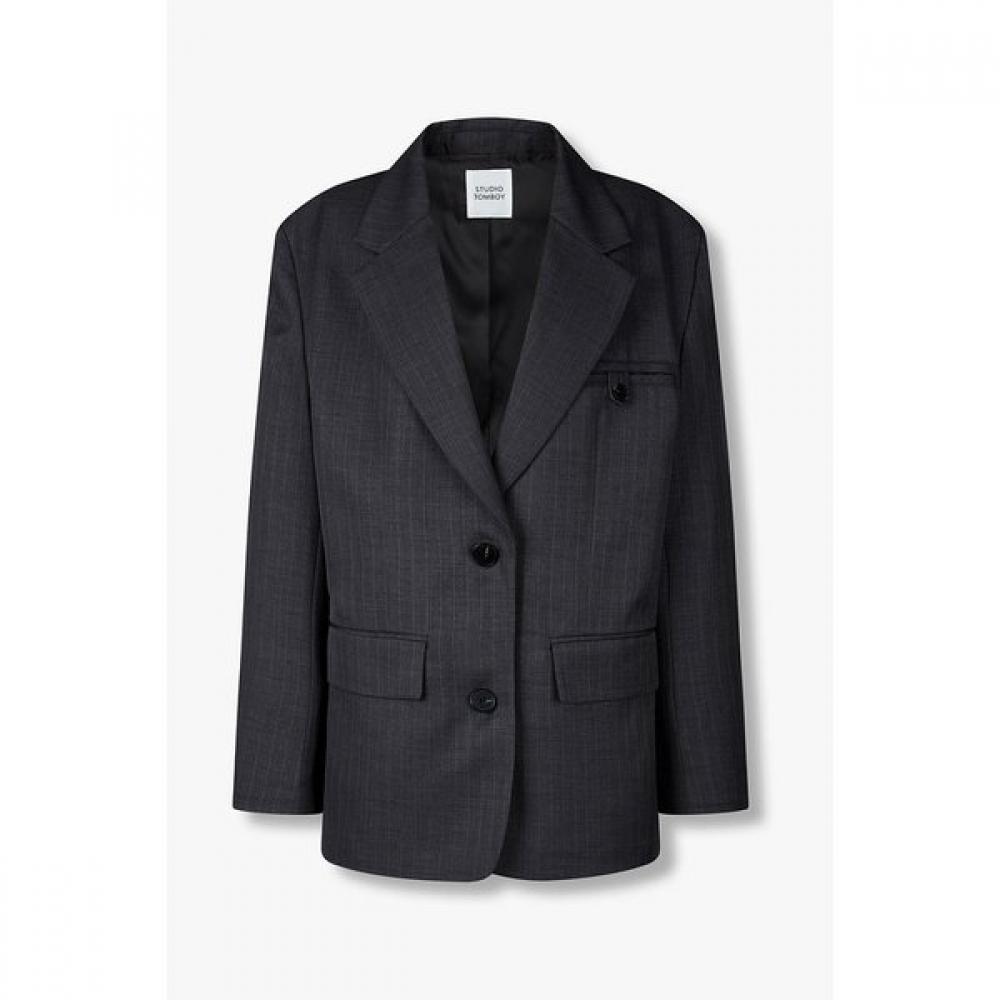 Studio Tomboy Double Breasted Lip Pocket Stripe Jacket 9105312504ar 99 (black)/S(55)
Studio Tomboy Double Breasted Lip Pocket Stripe Jacket 9105312504ar 99 (black)/S(55)