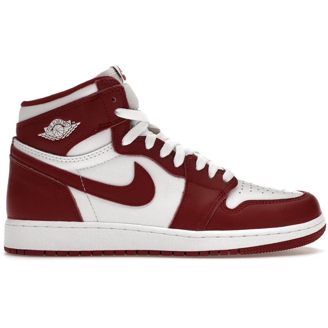 Sneaker Jordan 1 Retro High OG Artisanal Team Red (GS)(FD1437-160) 38
Sneaker Jordan 1 Retro High OG Artisanal Team Red (GS)(FD1437-160) 38