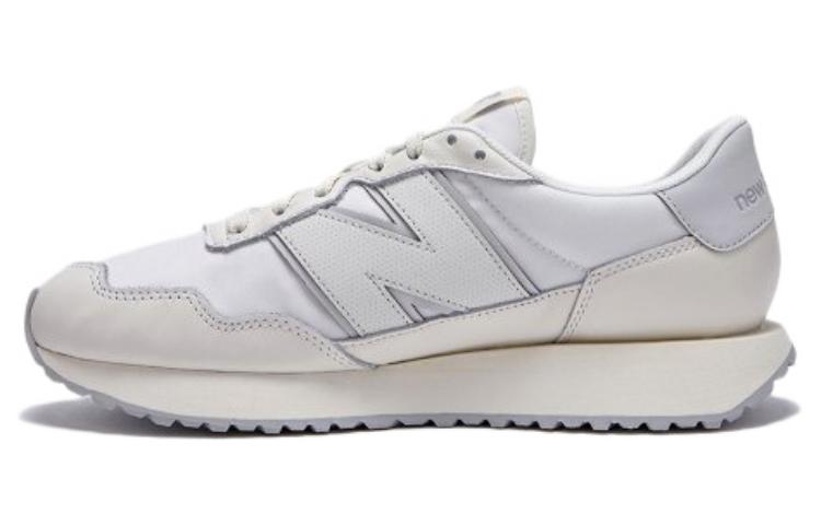 New Balance 237v1 White Pack MS237WP 42.5
New Balance 237v1 White Pack MS237WP 42.5