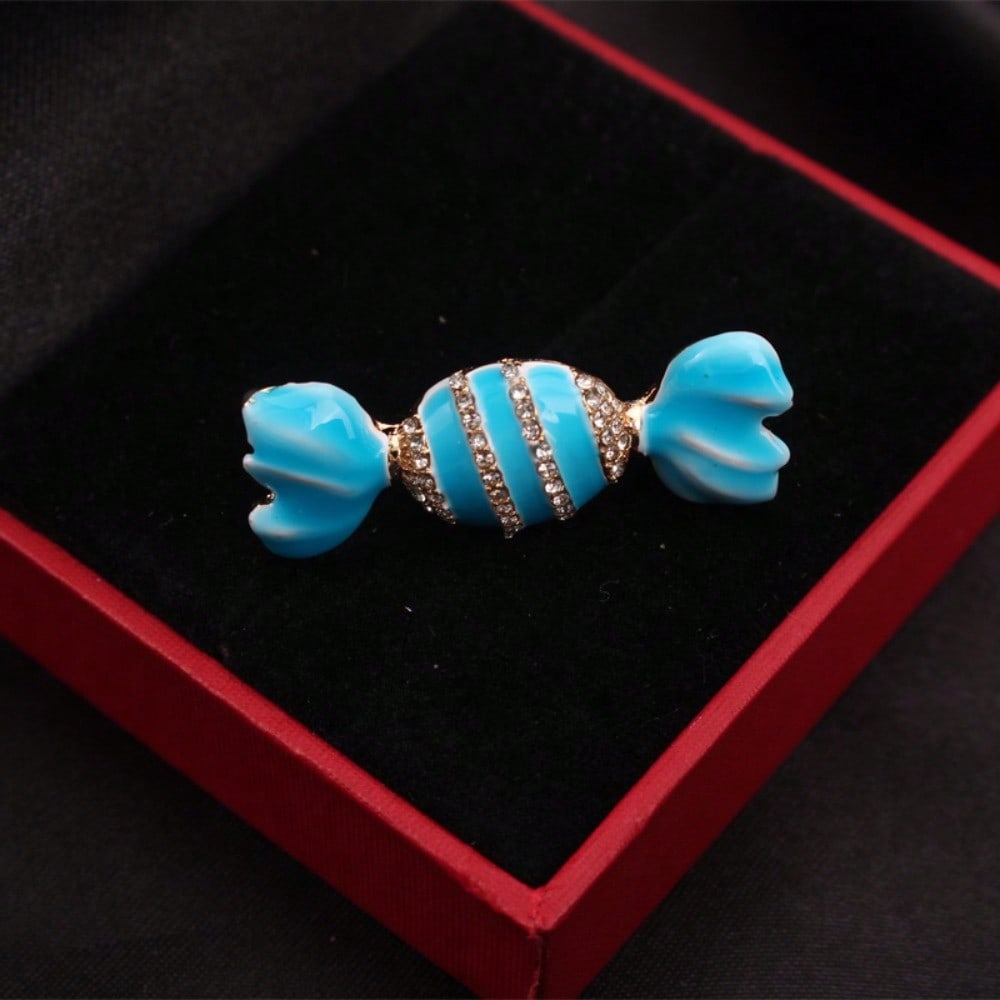 1pc Fun Candy Women s Brooch & Pin Jewelry - Retro Elegant, Fine Craftsmanship,, for Scarves/Jackets/Bags, Ideal Holiday Gift
1pc Fun Candy Women s Brooch & Pin Jewelry - Retro Elegant, Fine Craftsmanship,, for Scarves/Jackets/Bags, Ideal Holiday Gift