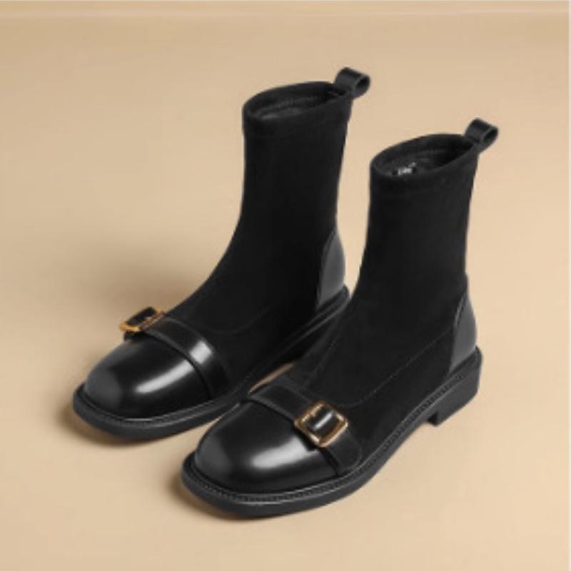 Fashion Retro Women Boot Versatile Simple Women Shoe 2025 Winter New Womens Ankle Boot Anti Slip Warm Comfort Women Leather Shoe 35
Fashion Retro Women Boot Versatile Simple Women Shoe 2025 Winter New Womens Ankle Boot Anti Slip Warm Comfort Women Leather Shoe 35