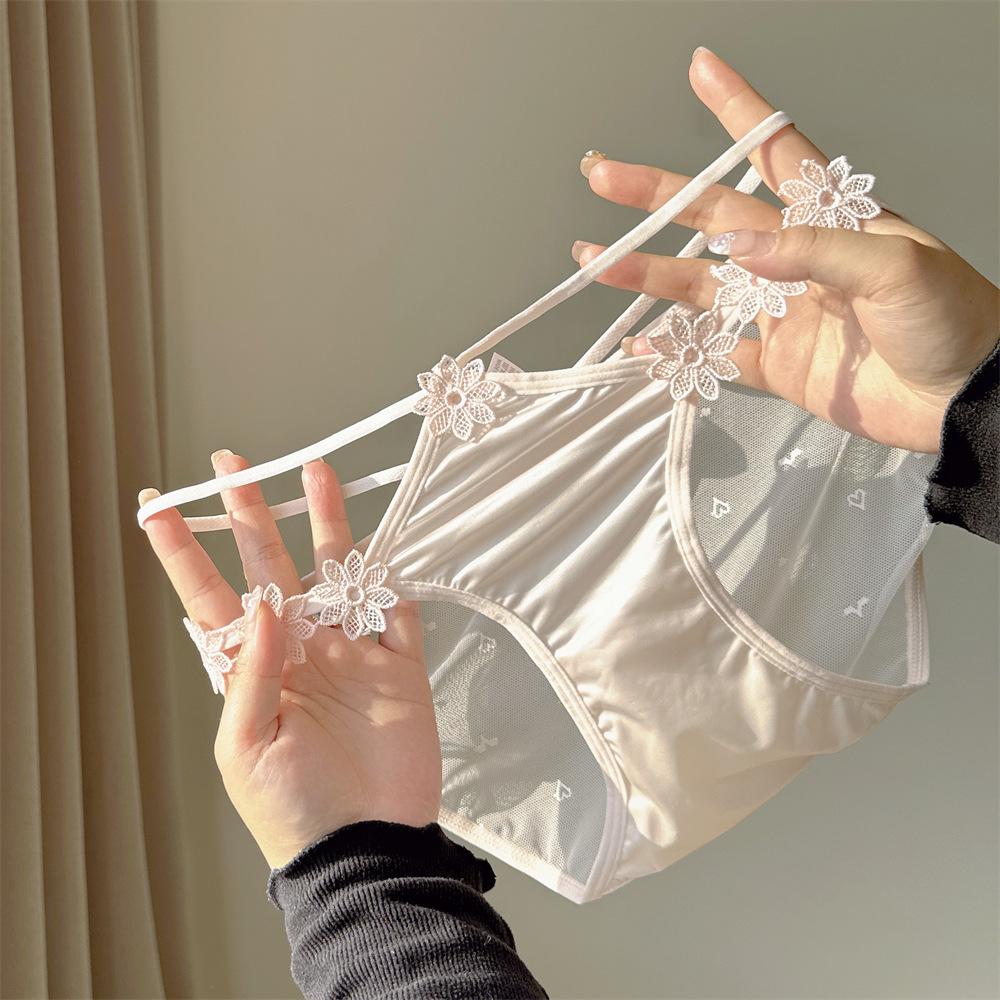 Летнее кружевное белье с заниженной талией из ледяного шелка и тонкими бретелями L (55-67.5 kg) розовый
Летнее кружевное белье с заниженной талией из ледяного шелка и тонкими бретелями L (55-67.5 kg) розовый