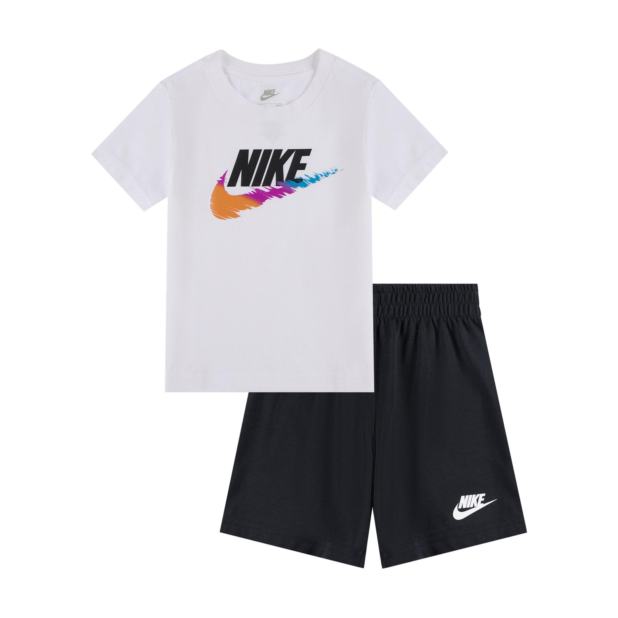 Nike Casual Sportswear 010 Black Infant And Toddler II6485-010 3T
Nike Casual Sportswear 010 Black Infant And Toddler II6485-010 3T