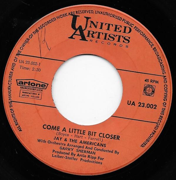 7inch Record JAY THE AMERICANS Come A Little Bit Closer UA23002 United Artists 1964 Netherland Rock Used
7inch Record JAY THE AMERICANS Come A Little Bit Closer UA23002 United Artists 1964 Netherland Rock Used