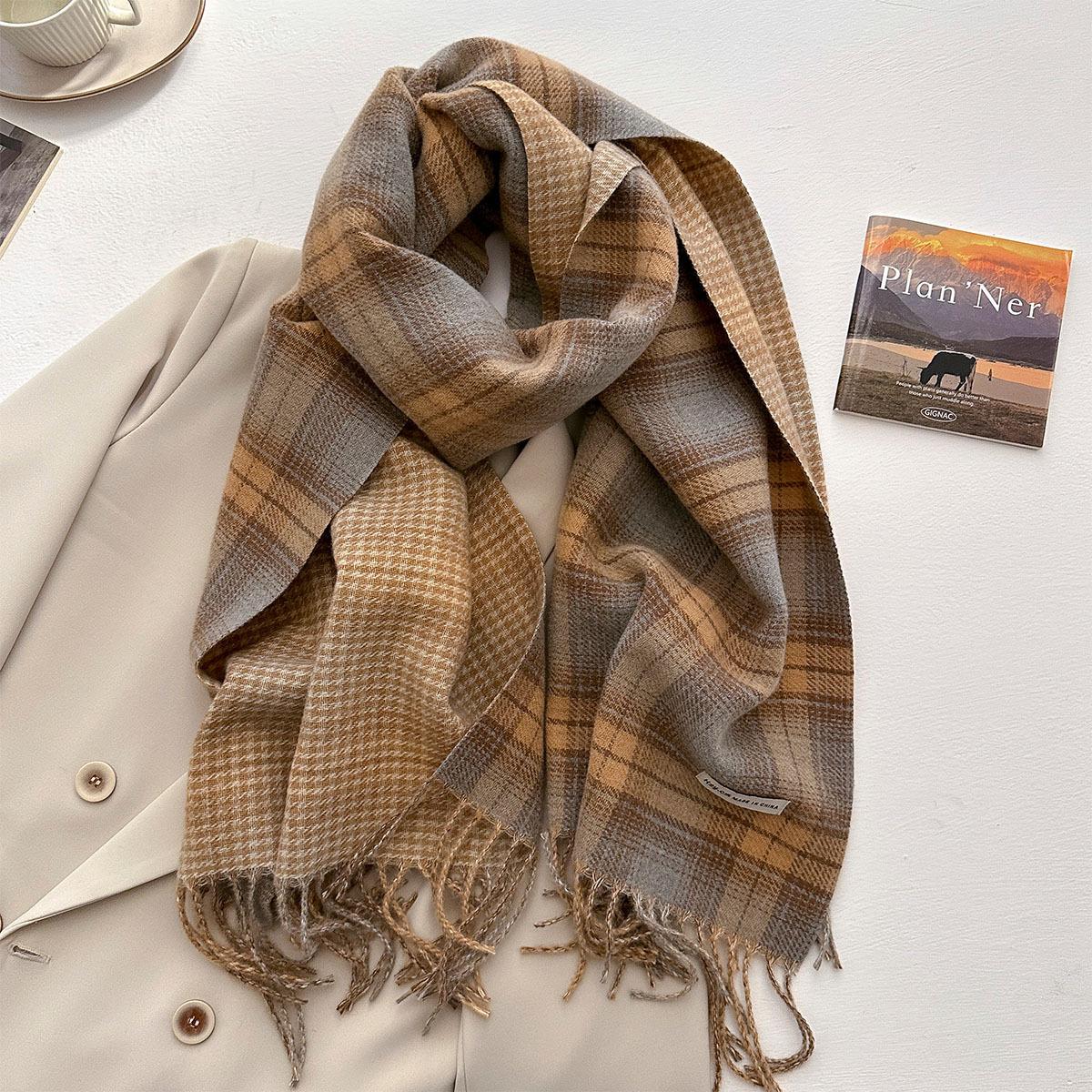 Autumn Winter Cashmere Scarf Retro Checkered Women Korean Versatile Shawl Men Women Thick Warm Long Wraps Foulard Bufanda 53x204cm
Autumn Winter Cashmere Scarf Retro Checkered Women Korean Versatile Shawl Men Women Thick Warm Long Wraps Foulard Bufanda 53x204cm
