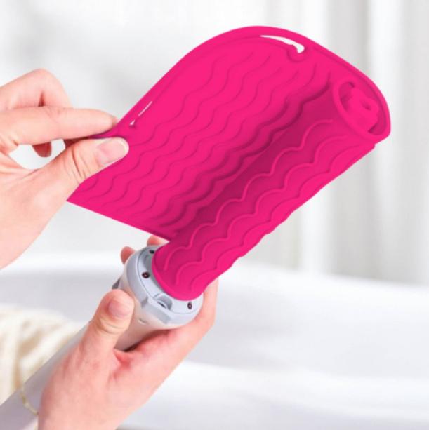 Силиконовый термостойкий коврик для инструментов для укладки волос, подкладка для щипцов для завивки и выпрямителей, портативный термоковрик для укладки ярко-розовый
Силиконовый термостойкий коврик для инструментов для укладки волос, подкладка для щипцов для завивки и выпрямителей, портативный термоковрик для укладки ярко-розовый