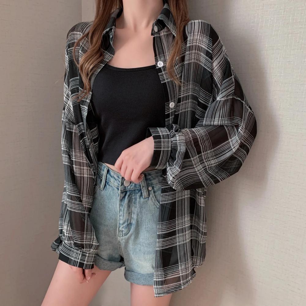 Sheer Chiffon Plaid Shirt for Women Ovesized Collared Button-down Blouse Summer Laides Slouchy Casual Outfit One Size червоний
Sheer Chiffon Plaid Shirt for Women Ovesized Collared Button-down Blouse Summer Laides Slouchy Casual Outfit One Size червоний