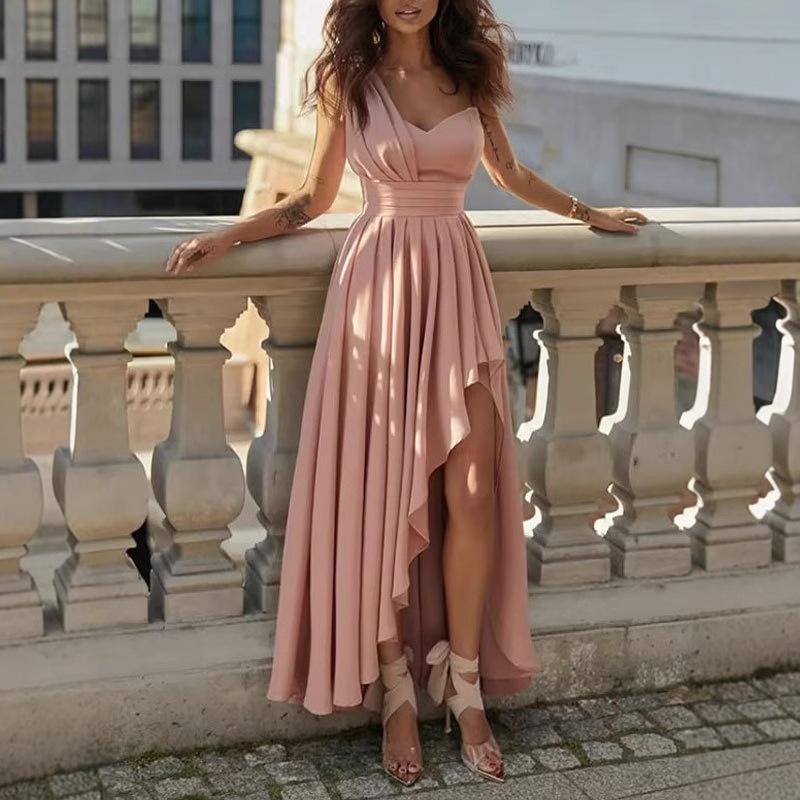 2025 European & American One-Shoulder High-Waisted Dress: Elegant Irregular Long Skirt 3XL червоний
2025 European & American One-Shoulder High-Waisted Dress: Elegant Irregular Long Skirt 3XL червоний