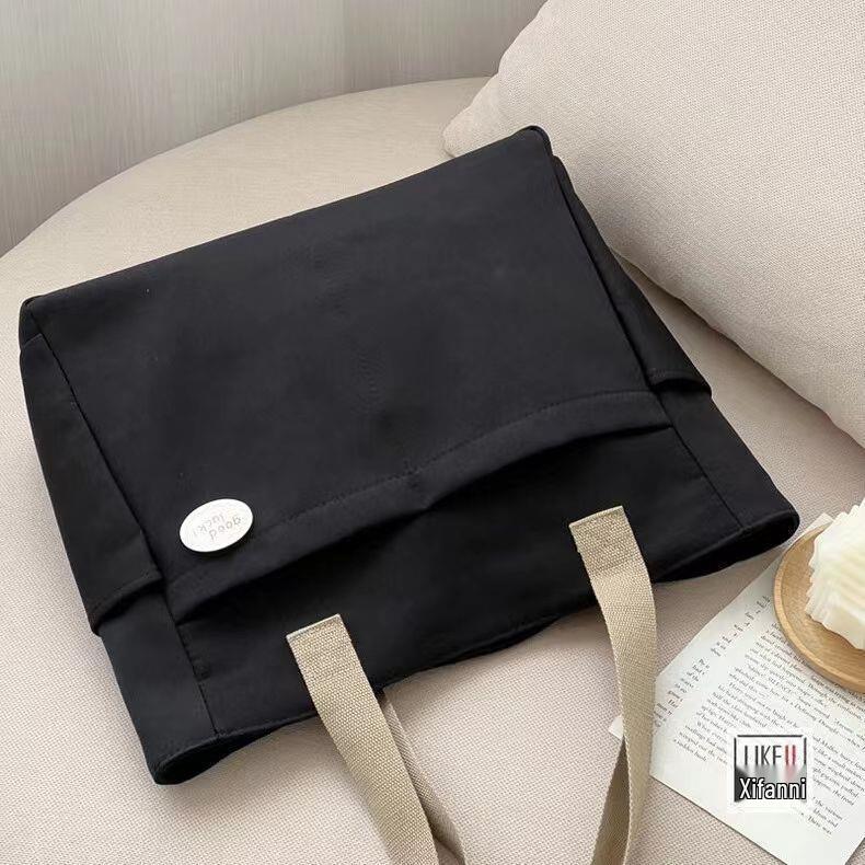 Жіноча полотняна сумка-тоут через плече - Стильна, універсальна та містка для студентів і мам
Жіноча полотняна сумка-тоут через плече - Стильна, універсальна та містка для студентів і мам