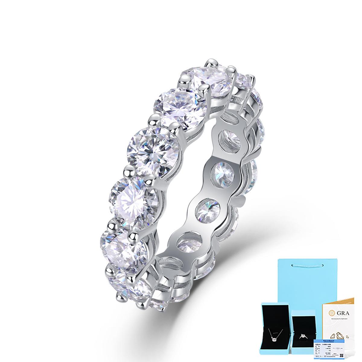 Серебряное кольцо S925 5 мм с муассанитом и замкнутым кольцом по всему телу US No. 9
Серебряное кольцо S925 5 мм с муассанитом и замкнутым кольцом по всему телу US No. 9