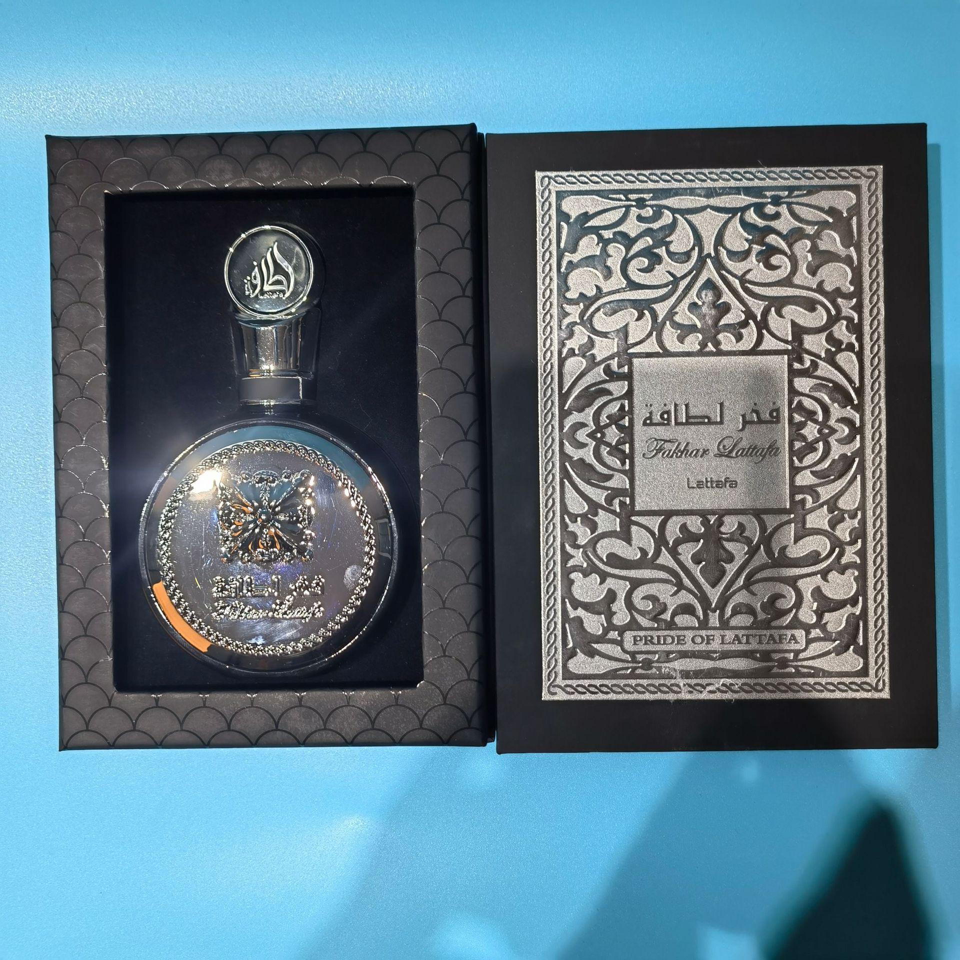 Fakhar Ближневосточный Стойкий Унисекс Парфюм - Высококлассный Аромат с Арабскими и Вьетнамскими Влияниями 100ml
Fakhar Ближневосточный Стойкий Унисекс Парфюм - Высококлассный Аромат с Арабскими и Вьетнамскими Влияниями 100ml