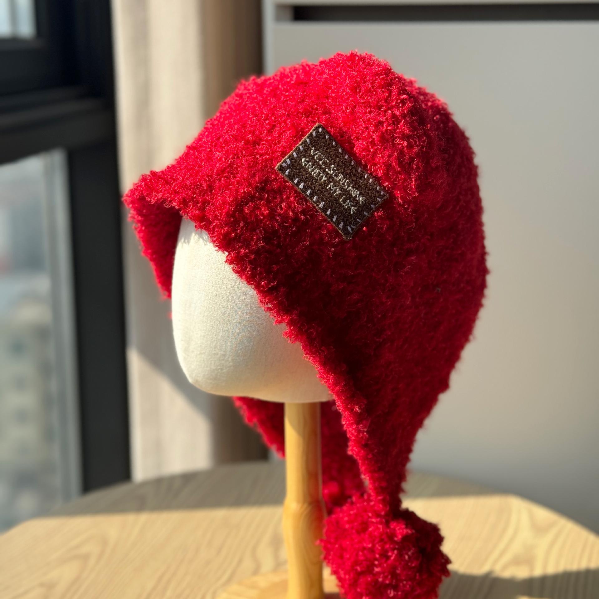 A cute knitted wool hat with bear ears for women, suitable for autumn and winter, keeping them warm and protecting their faces from the cold. It also Adult54-60Average Size червоний
A cute knitted wool hat with bear ears for women, suitable for autumn and winter, keeping them warm and protecting their faces from the cold. It also Adult54-60Average Size червоний
