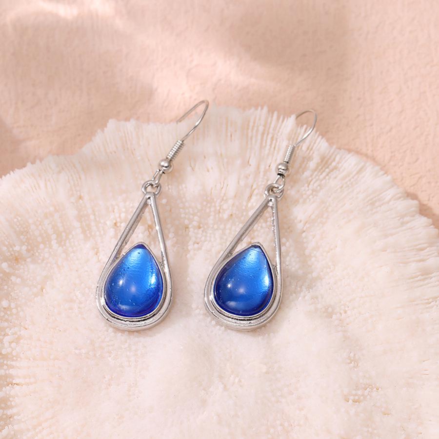 Серьги из камня «кошачий глаз» в форме капли - Универсальный дизайн с пятью цветными драгоценными камнями для женщин темно-синий
Серьги из камня «кошачий глаз» в форме капли - Универсальный дизайн с пятью цветными драгоценными камнями для женщин темно-синий