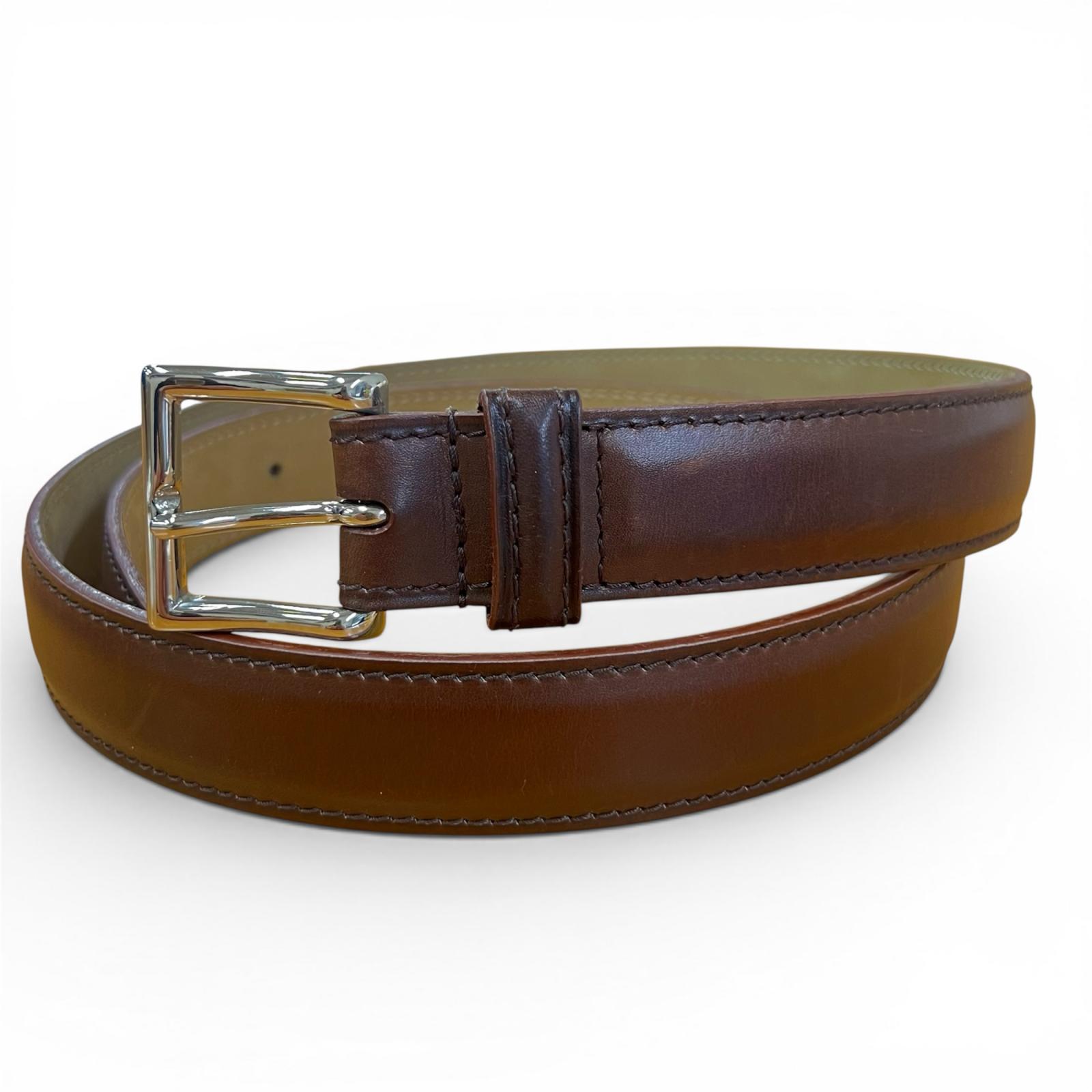 Отличный ремень John Lobb Коричневая кожа Мужской Б/у
Отличный ремень John Lobb Коричневая кожа Мужской Б/у