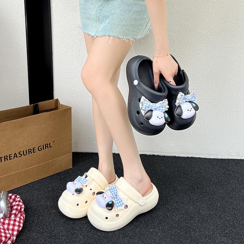Thick-soled hole shoes for women to wear new summer height-increasing skirts, cute seaside beach bag head cool slippers 36/37
Thick-soled hole shoes for women to wear new summer height-increasing skirts, cute seaside beach bag head cool slippers 36/37